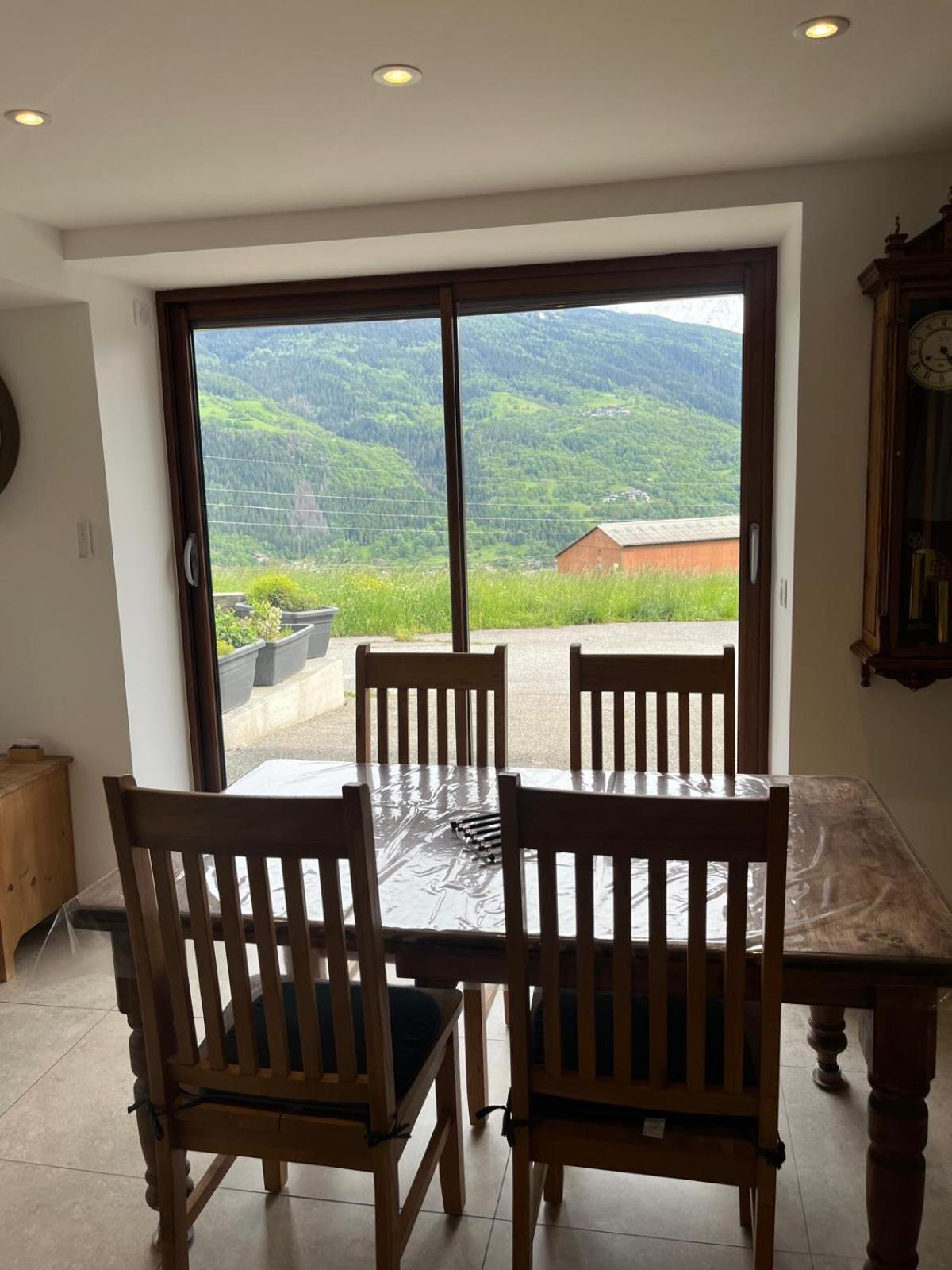 Appartement In The Mountains Bourg-Saint-Maurice Exterior photo